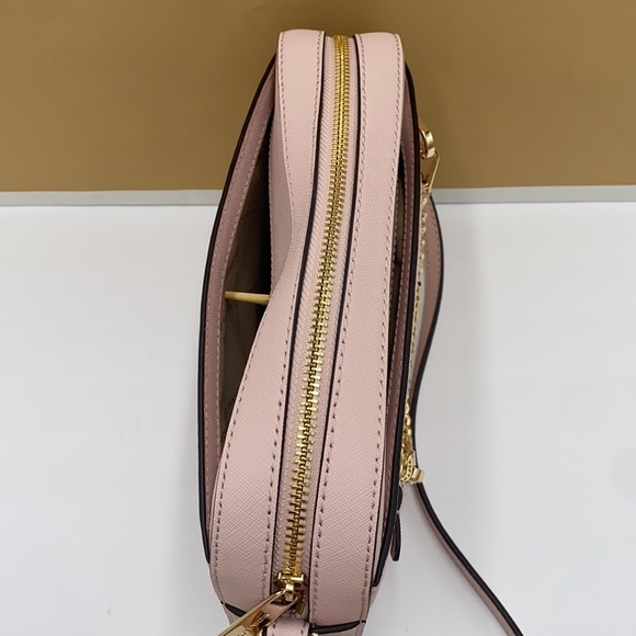 MICHAEL KORS LARGE EW ZP CHAIN XBODY POWDER BLUSH - Picture 12 of 16